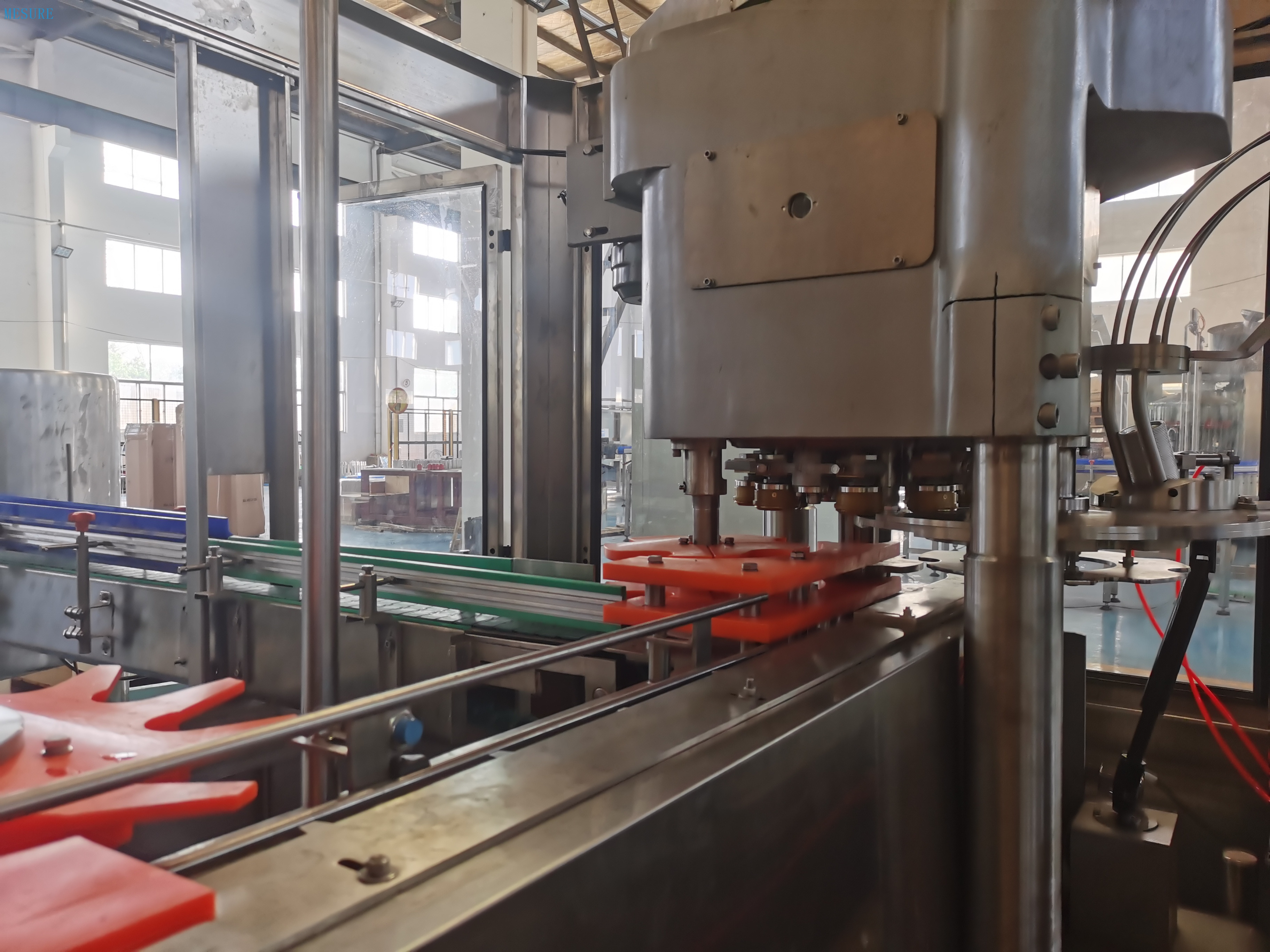 Bajo precio de lata pequeña lata jugo energía energía bebida carbonatada embotellado máquina de relleno de aluminio