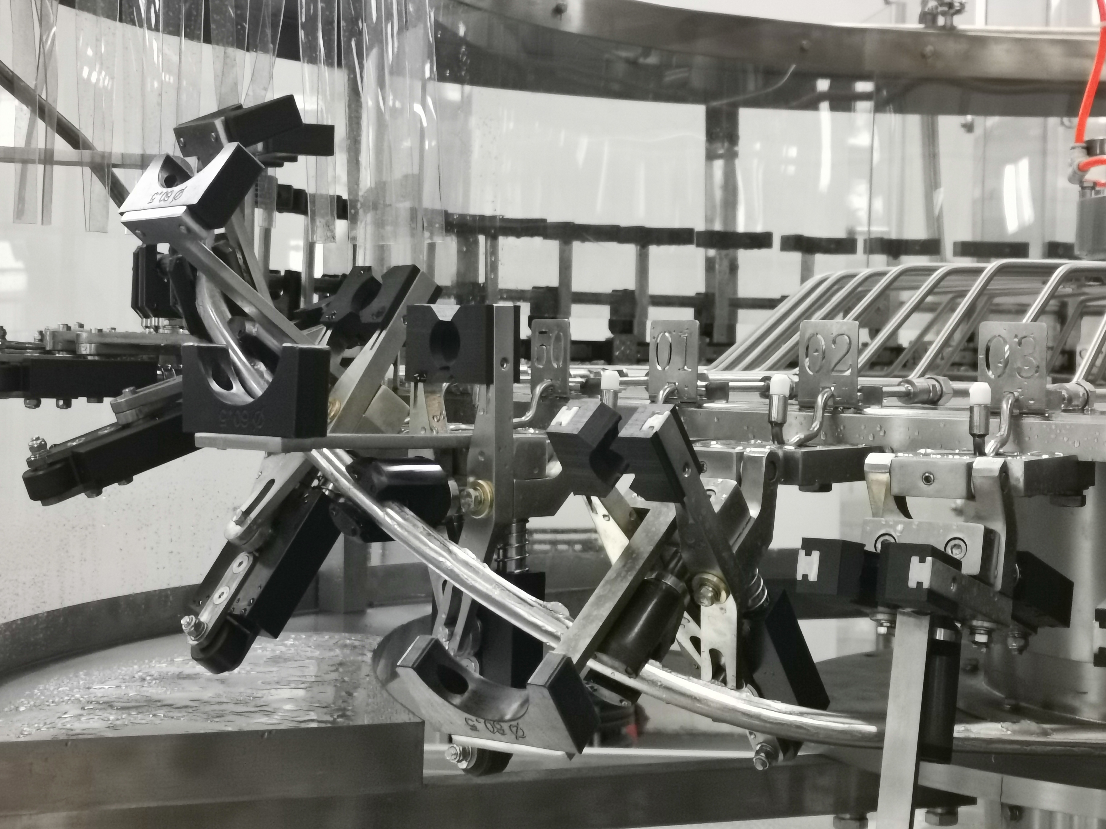 Capa de anillo de la máquina de llenado de cerveza embotellada de vidrio 