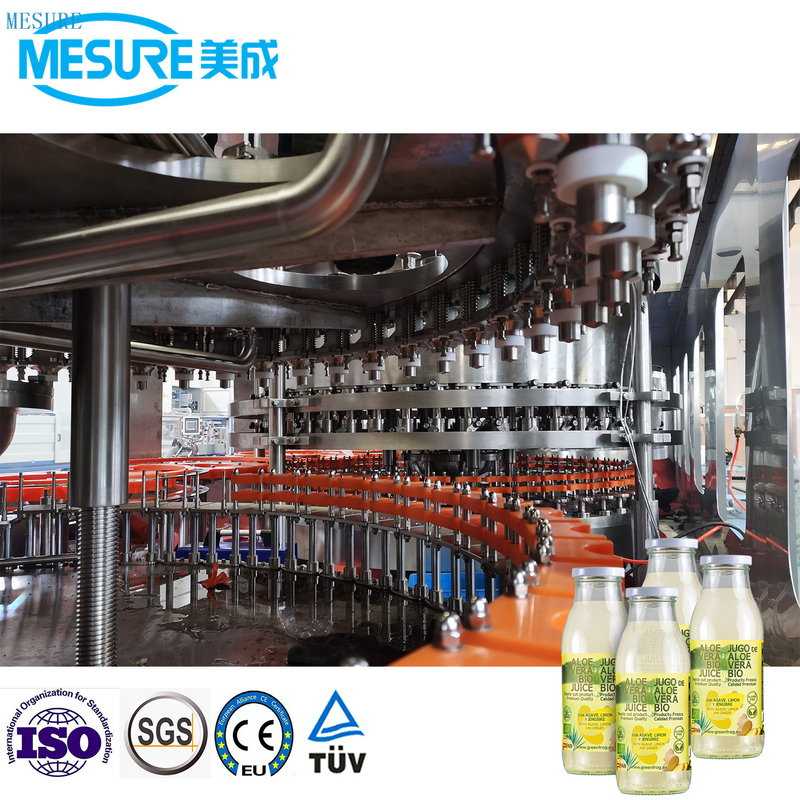 Máquina de llenado de jugo de botella de vidrio de 12000bph con tapa Ropp